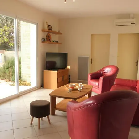 Villa Br000-057 4 Pieces 6 Couchages Sur *