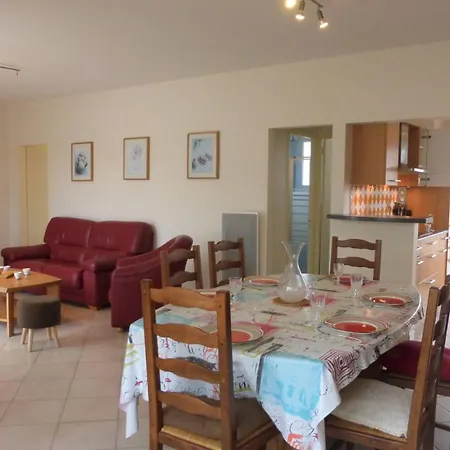 Br000-057 4 Pieces 6 Couchages Sur