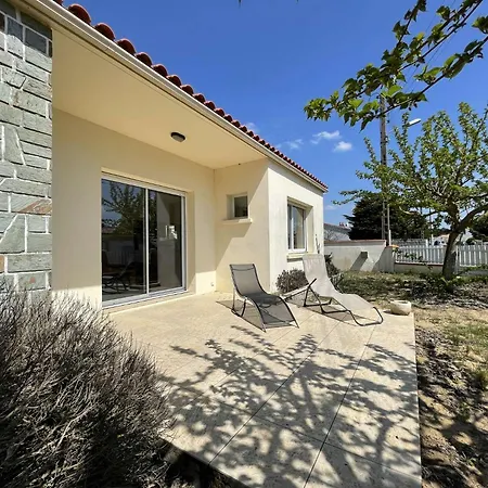 Br000-057 4 Pieces 6 Couchages Sur Вилла Бретиньоль-сюр-Мер