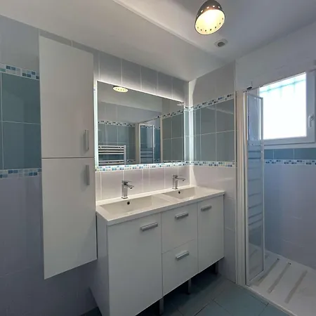 Br000-057 4 Pieces 6 Couchages Sur